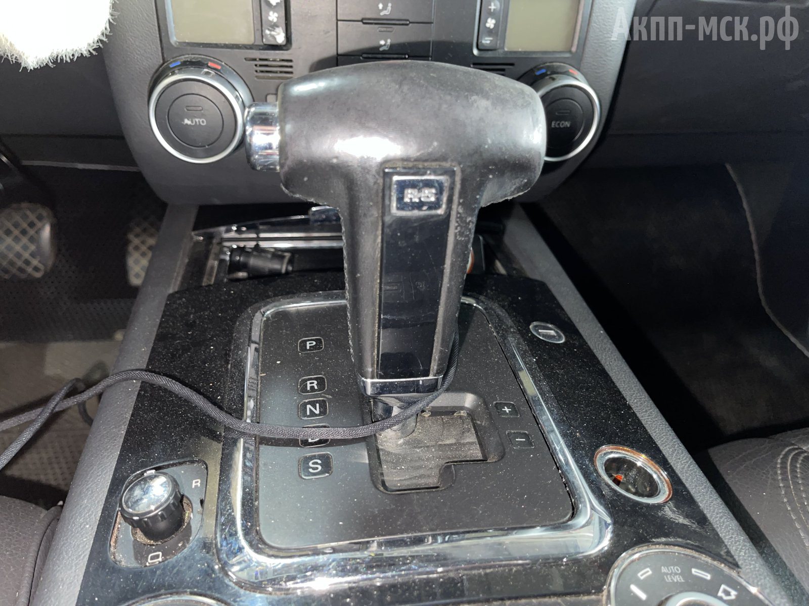 09D-VW-Touareg-селектор2