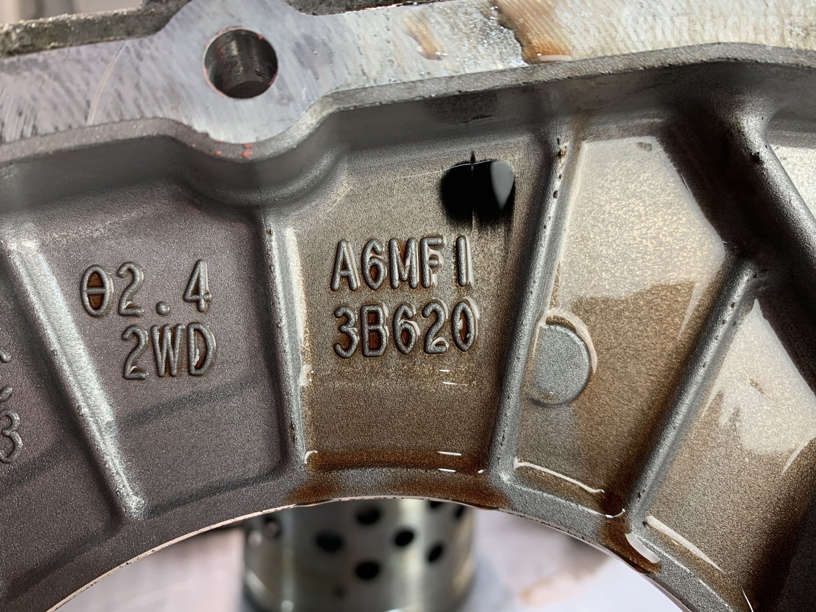 A6MF1-KIA-Optima-бирка-деталь