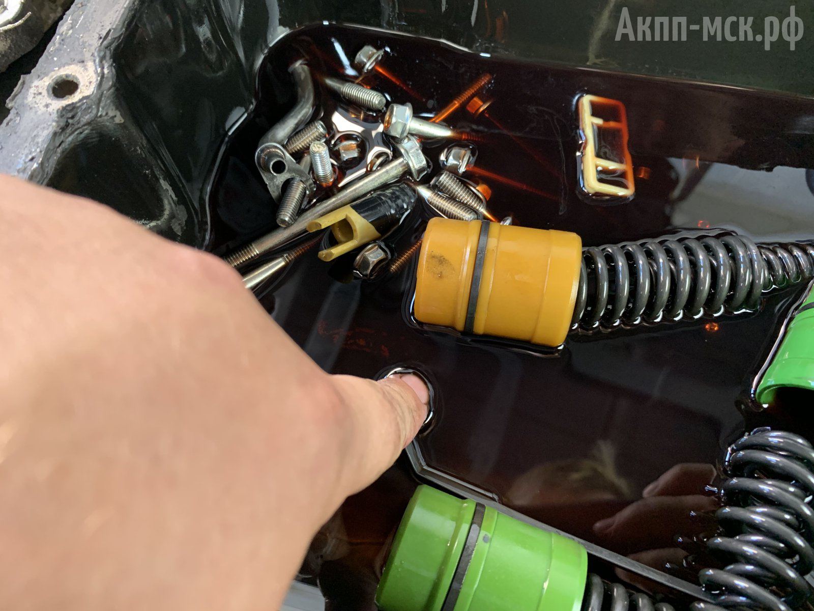 F4A42-Hyundai-Sonata-NF-масло-в-поддоне