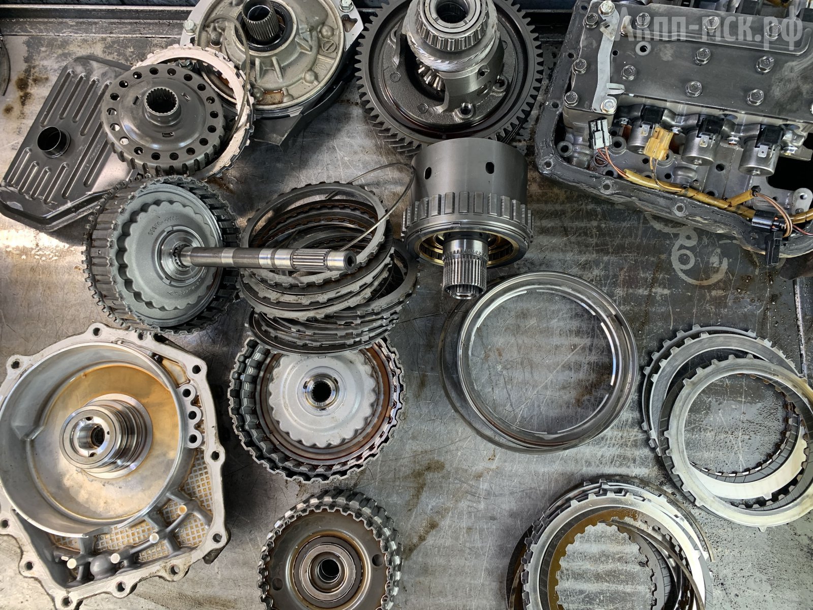 F4A42-Hyundai-Sonata-NF-стол