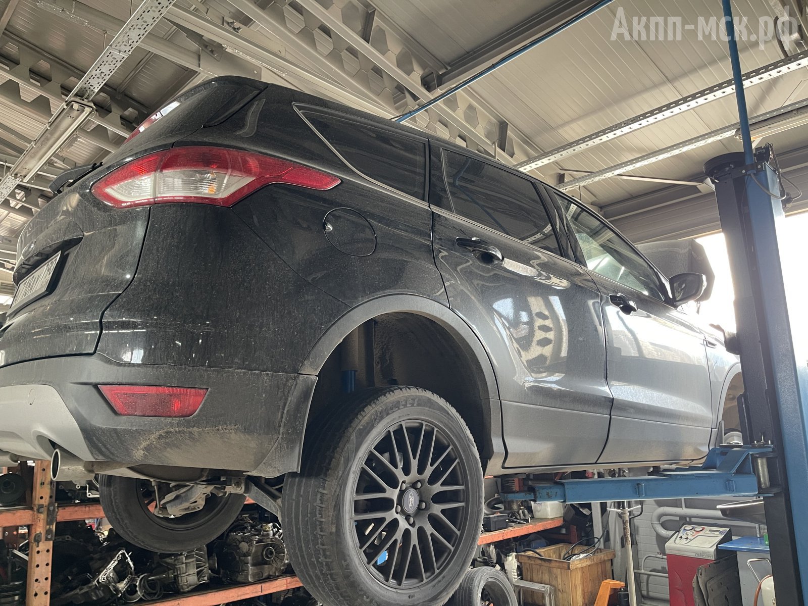 Ford-Kuga-6F35-кузов-зад