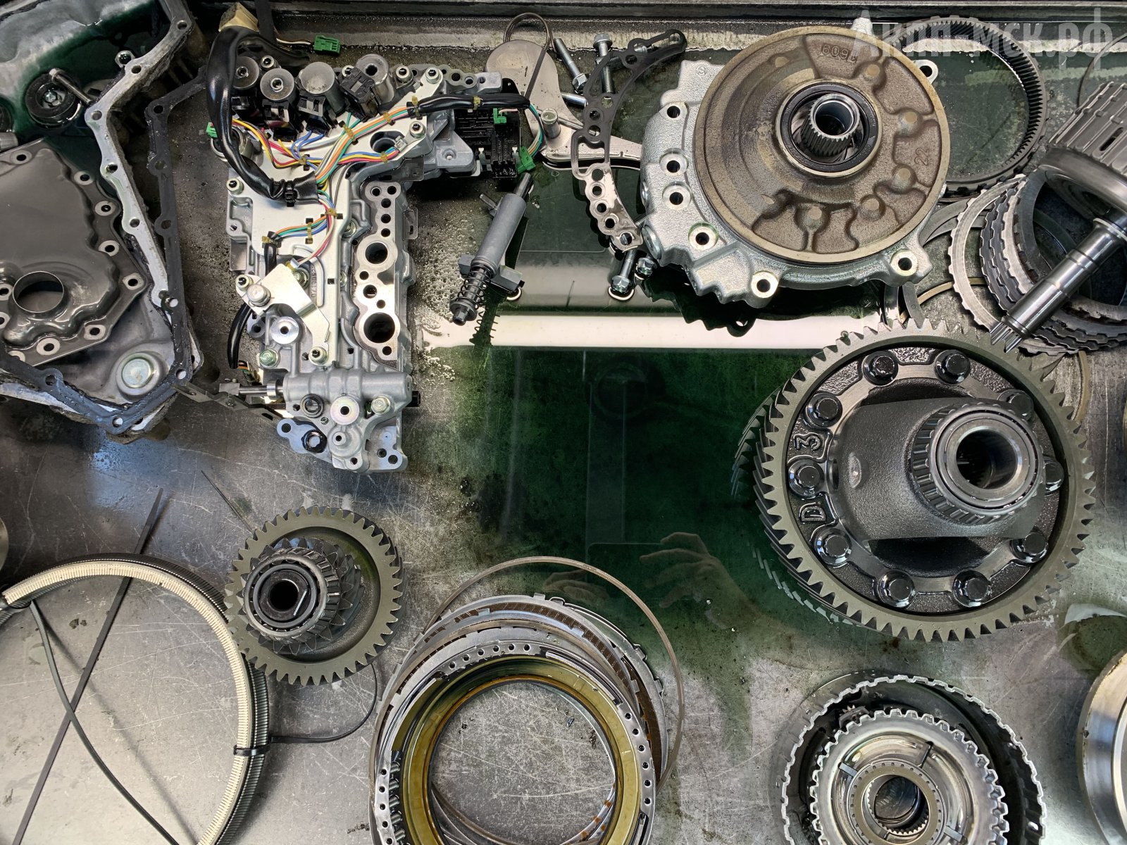 JF010E-Nissan-Teana-V6-стол