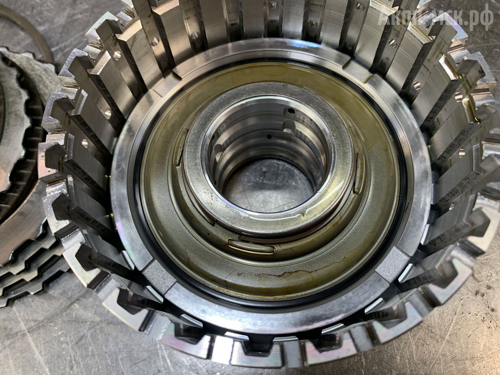 JR710E-RE7R01A-поршень