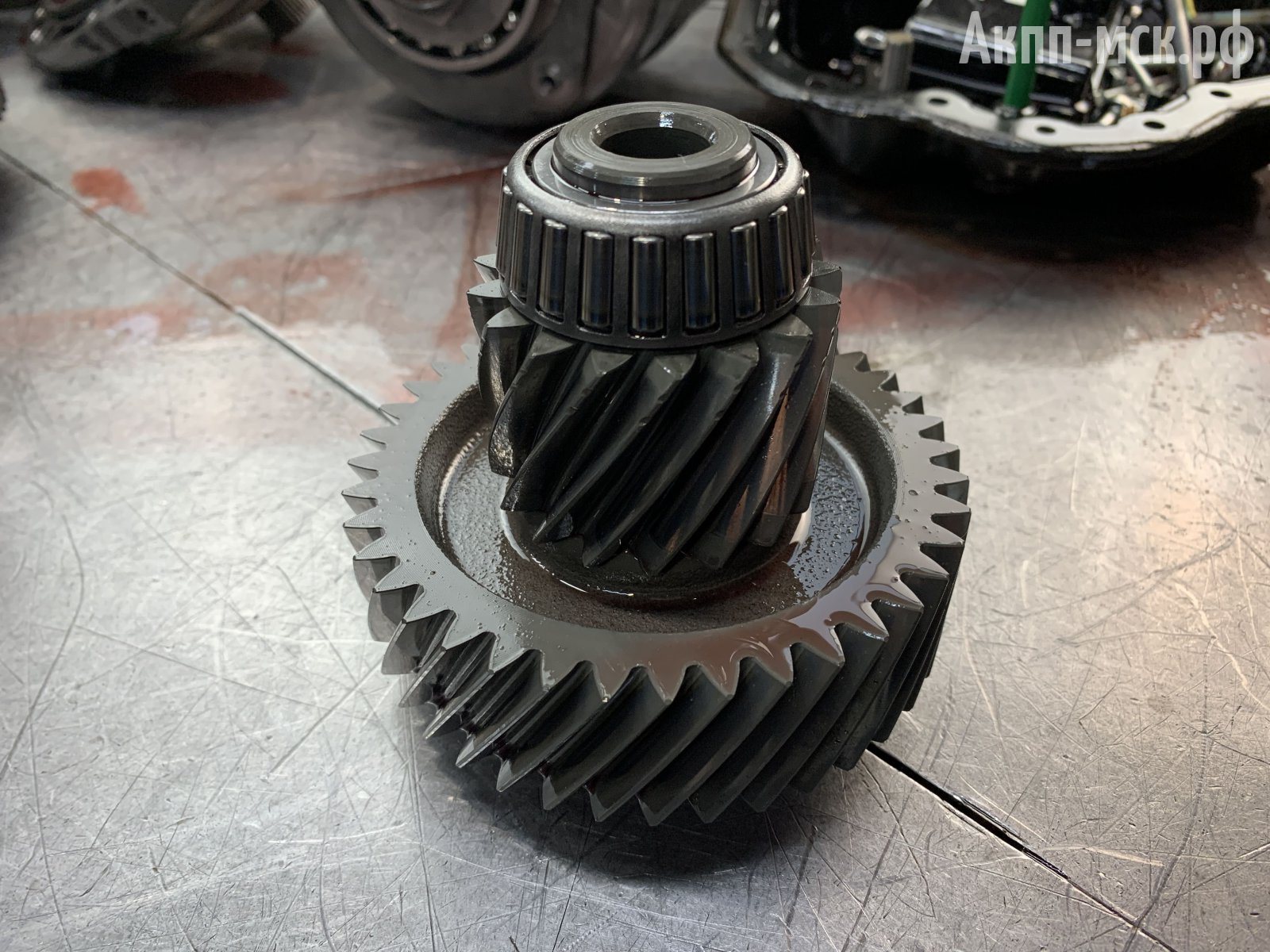 K114F-Toyota-Vellfire-пром-шест