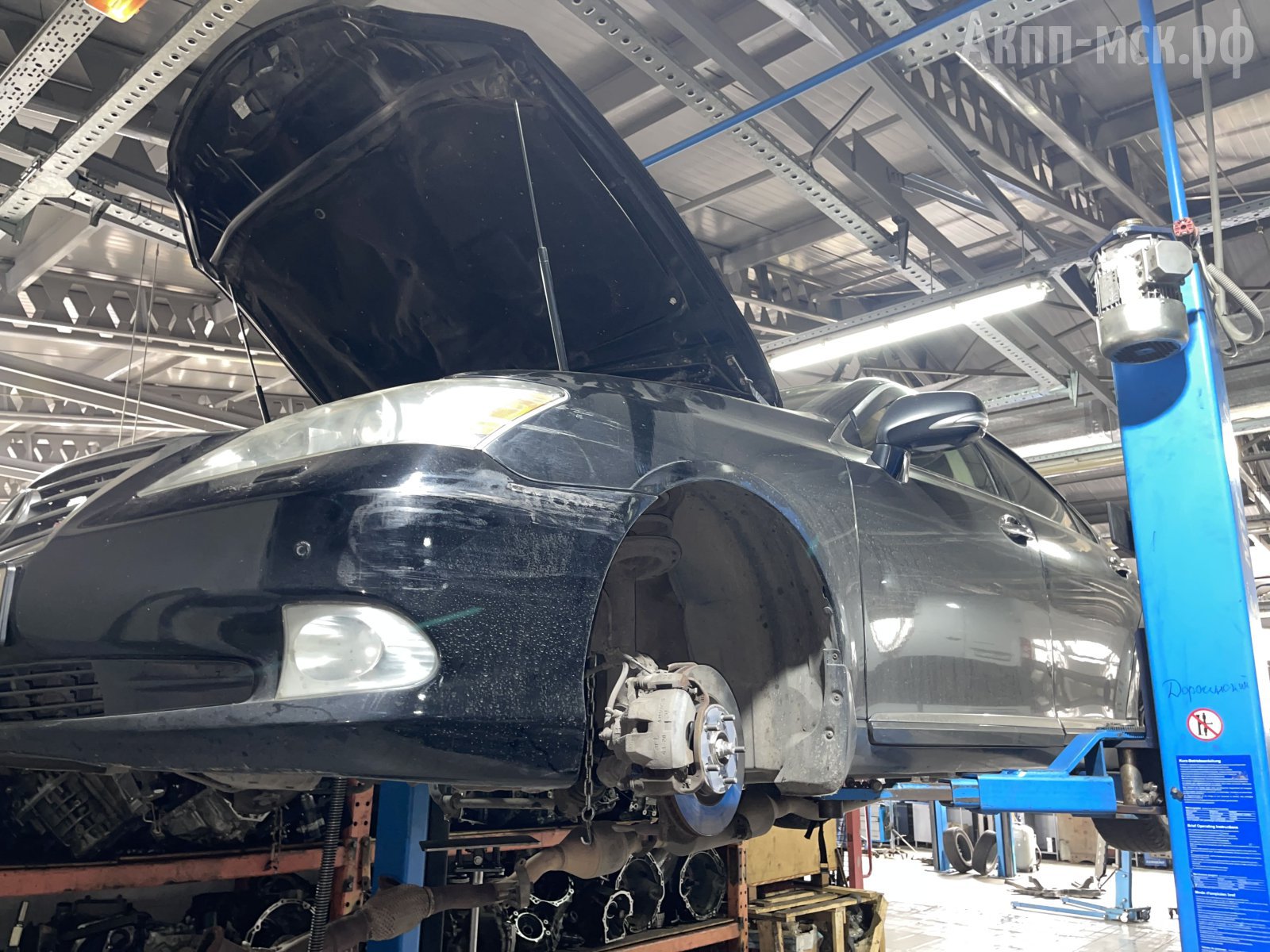 U660E-Lexus-ES350-кузов-перед