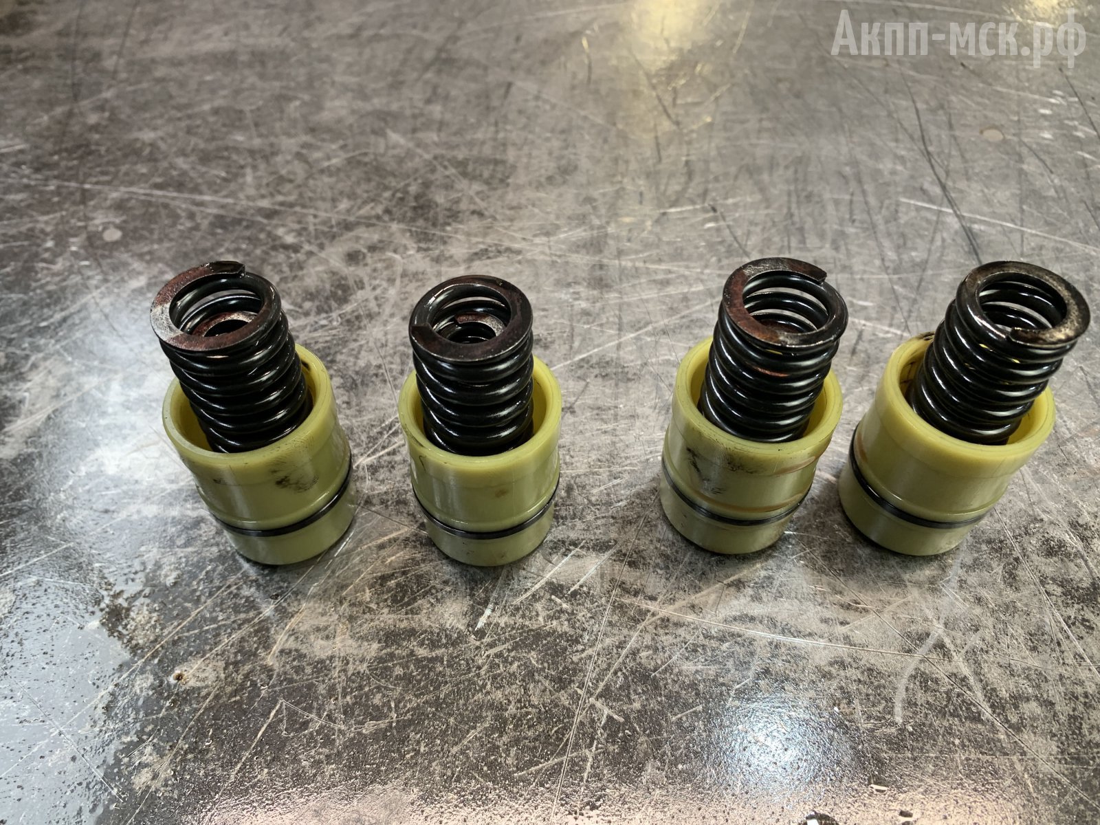 V4A51-Mitsubishi-Pajero-клапаны