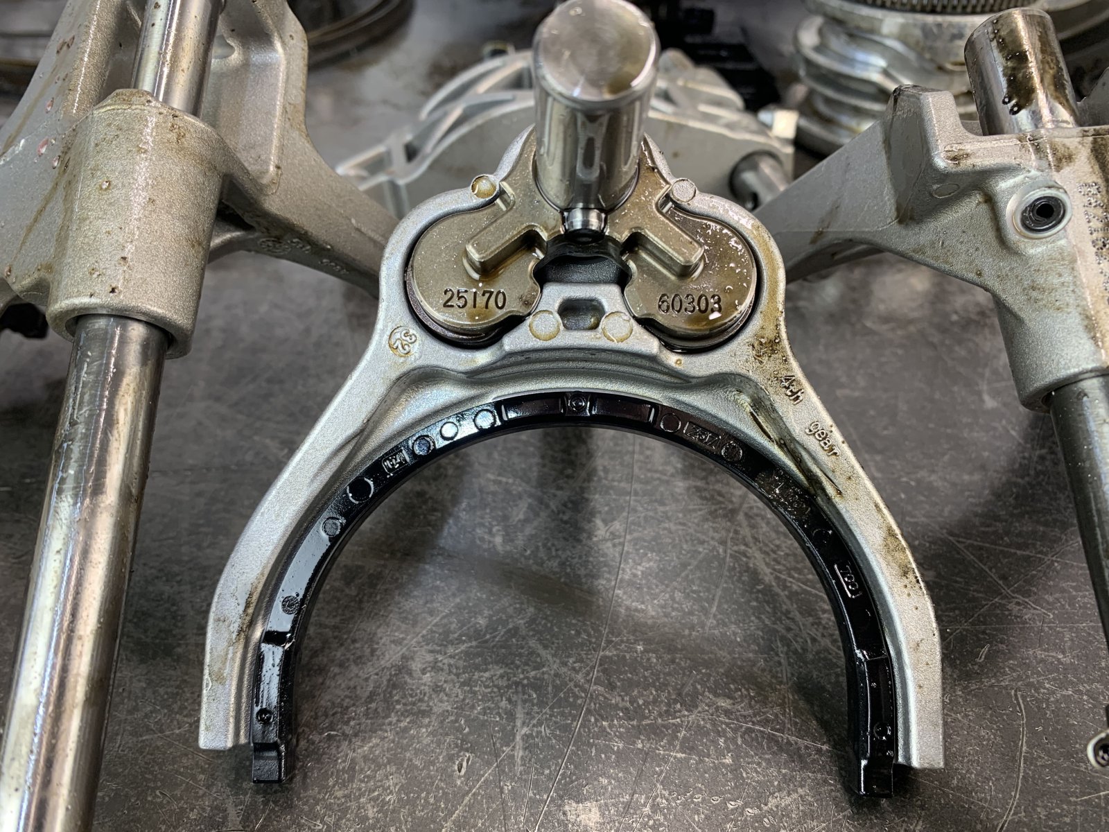 7DCT400-Jetour-T2-вилка