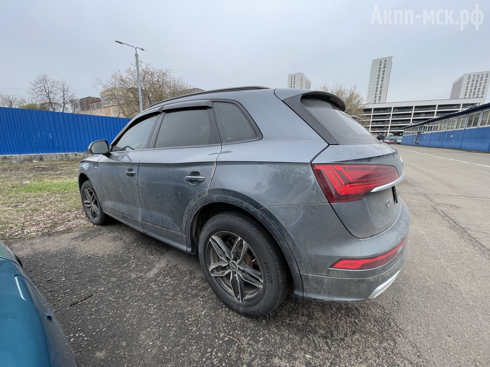 DL382-0CJ-0CL-Audi-Q5зад-бок