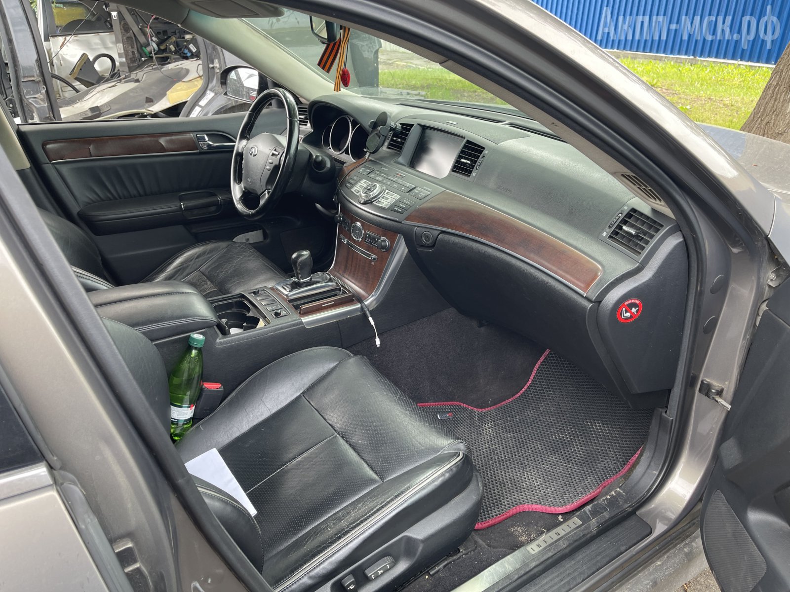 RE5R05A-Infiniti-M45s-салон-пасс