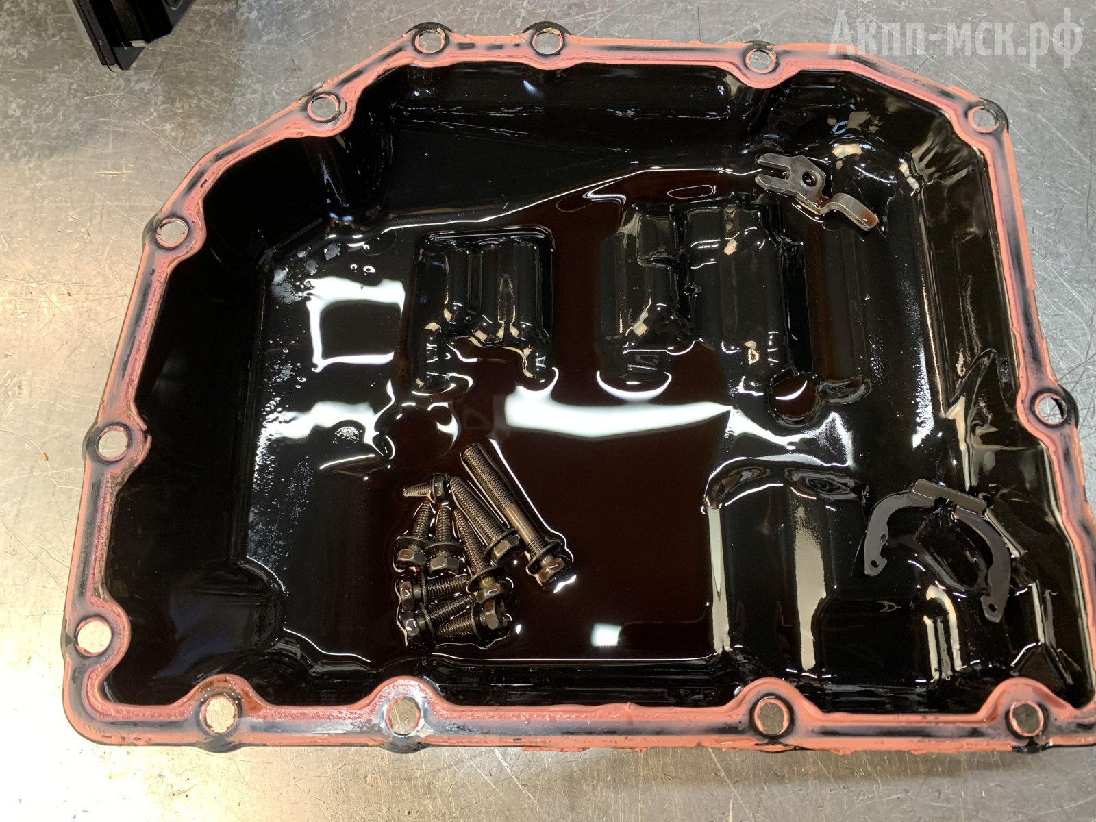 TG-81SC-Volvo-V90-поддон