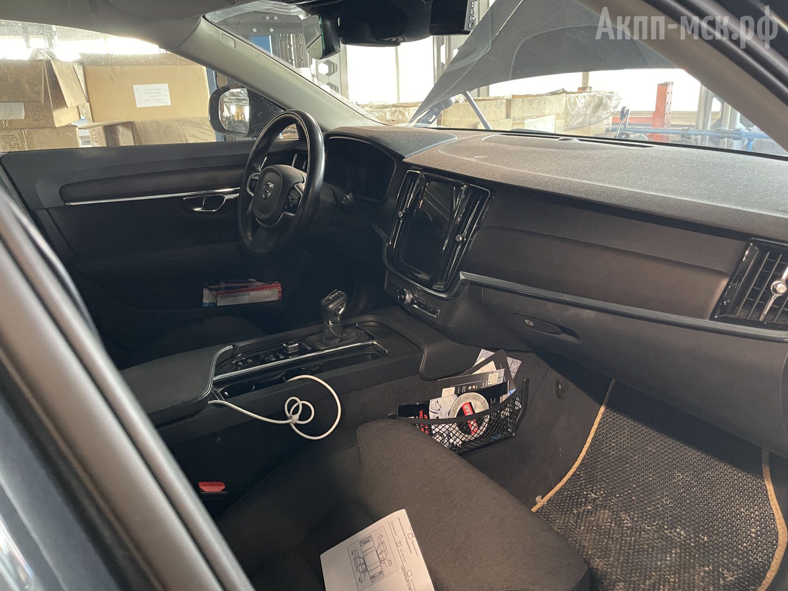 TG-81SC-Volvo-V90-салон-пасс