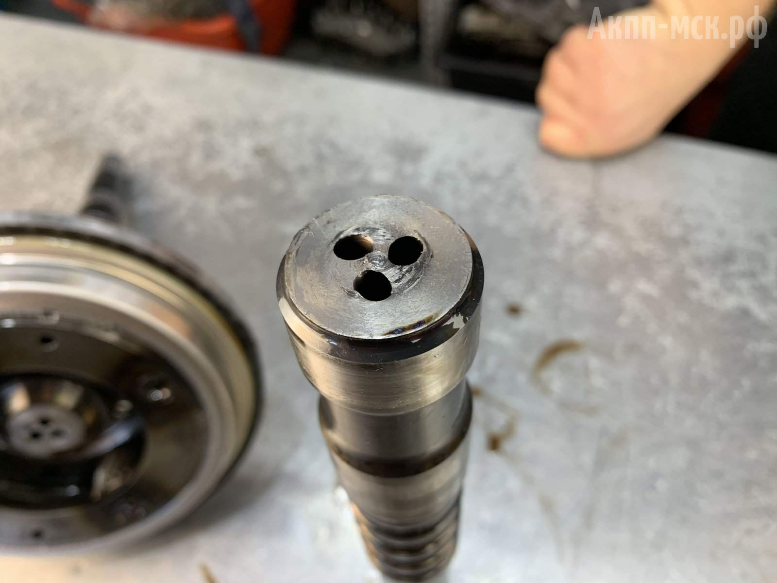 ZF-8HP95-BMW-760-вал-обломан