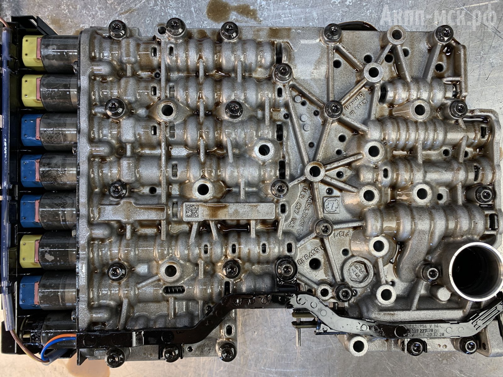 ZF-8HP95-BMW-760-мехатроник-плита