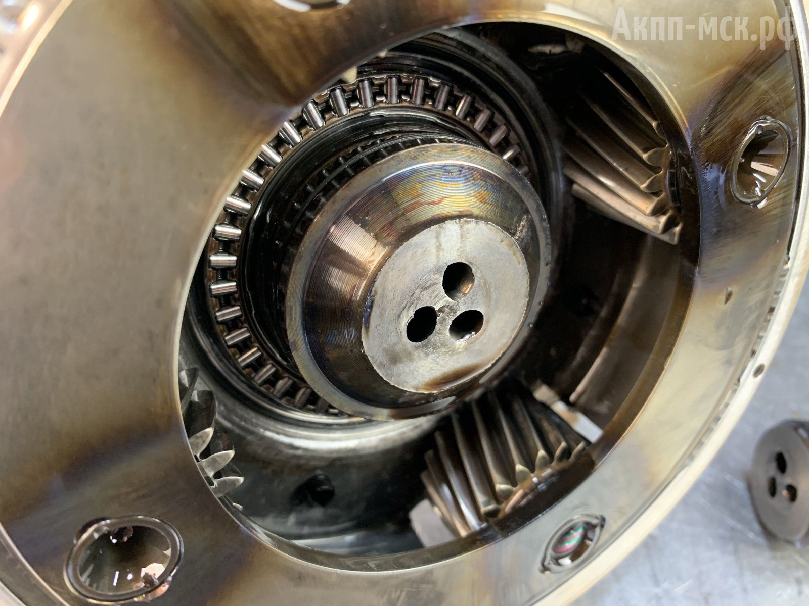 ZF-8HP95-BMW-760-планета-вал-обломан